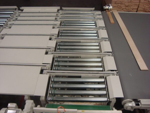 Roller conveyor - liftable [02210002-40] - Image 2